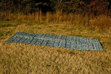 Camco 42840 Reversible Outdoor Mat (8&#39; x 16&#39;, Green Swirl)