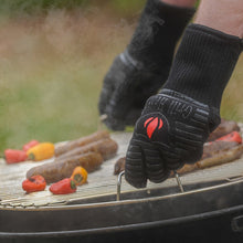Extreme Heat Resistant Grill Gloves: Premium Insulated and Silicone Lined Aramid Fiber Mitts for Cooking, BBQ, Grilling, Frying and Baking - Professional Indoor Outdoor Kitchen and Oven Accessories