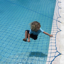 Water Warden WWN1632 Pool Safety Net for Pools Up to 16 by 32-Feet